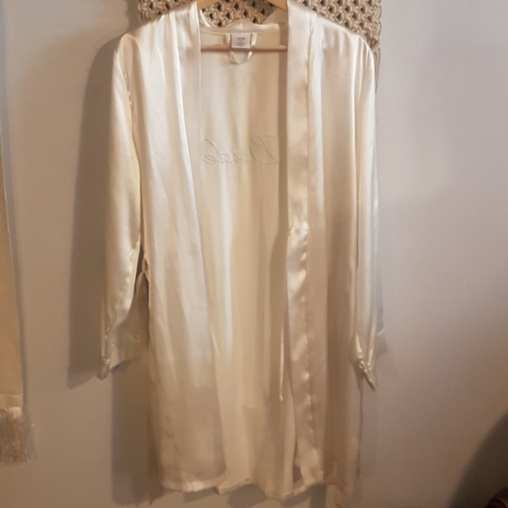 White bridal robe